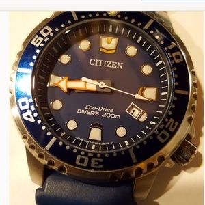 Citizen Echo Drive ProMaster Diver 200m Watch. Dark blue-Scuba tank case & box.